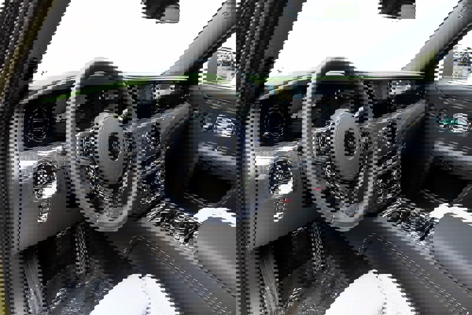 Certified 2025 Rolls-Royce Ghost Black Badge image 27