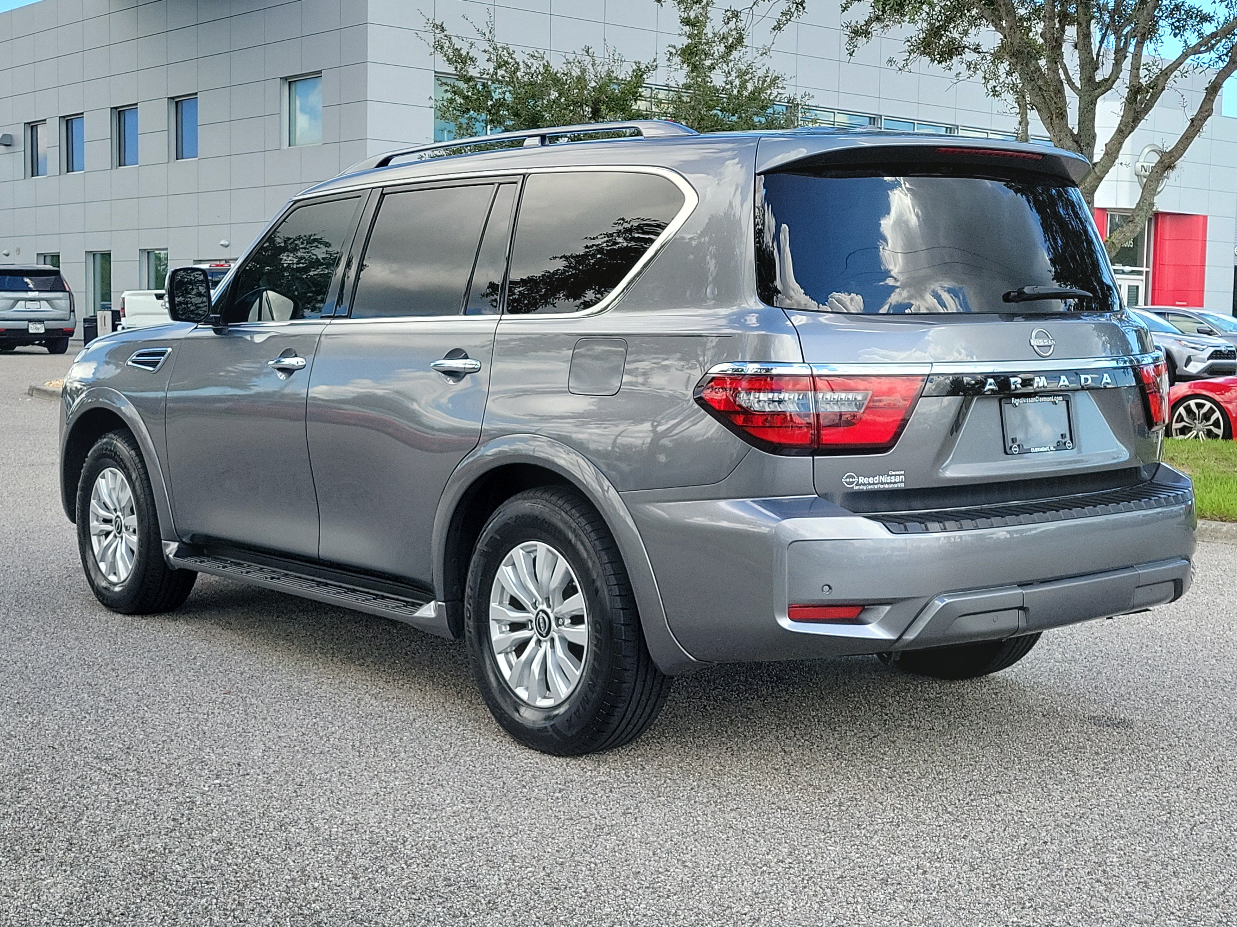Certified 2023 Nissan Armada SV w/ Cargo Package RWD image 7