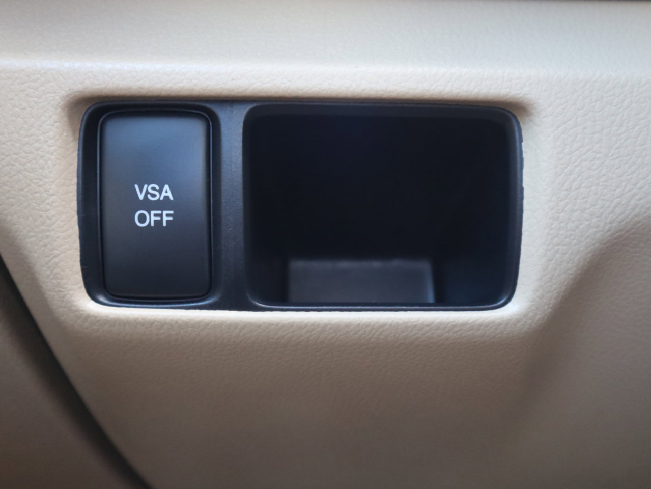 Used 2010 Honda Accord LX-P image 23