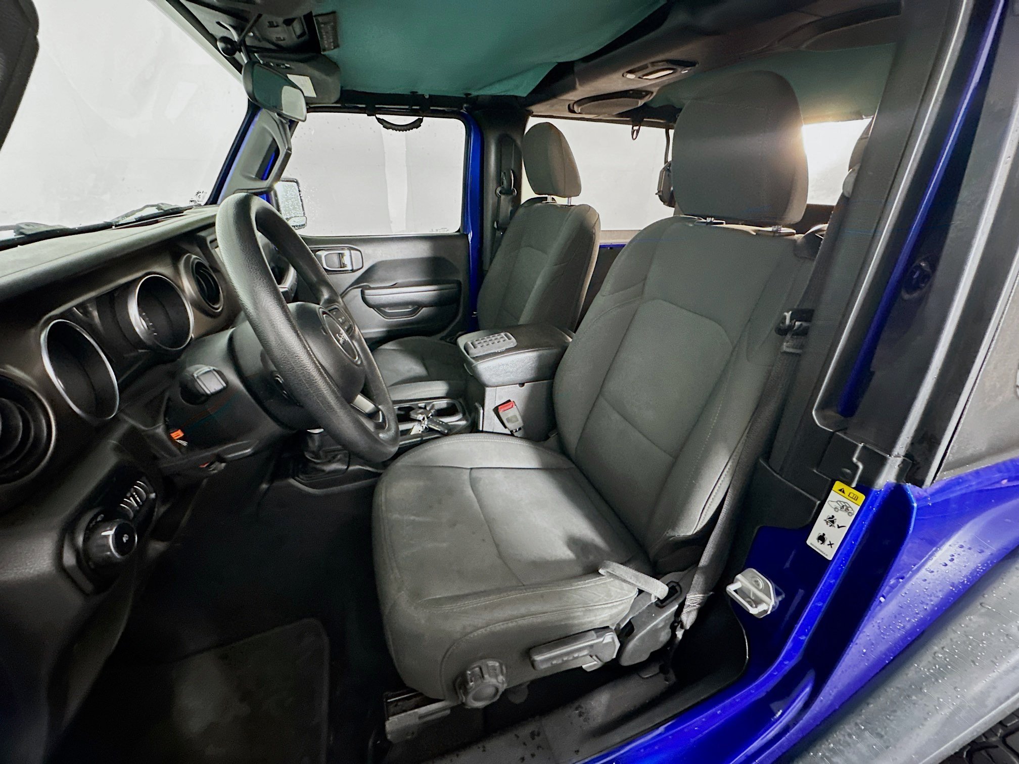 Used 2018 Jeep Wrangler Sport AWD/4WD image 13
