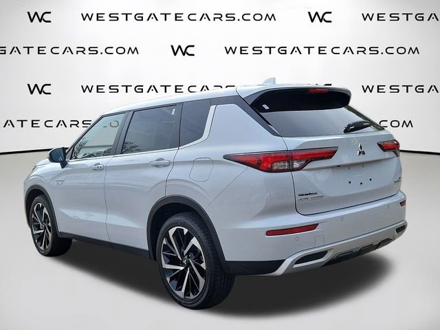 New 2025 Mitsubishi Outlander SE image 4