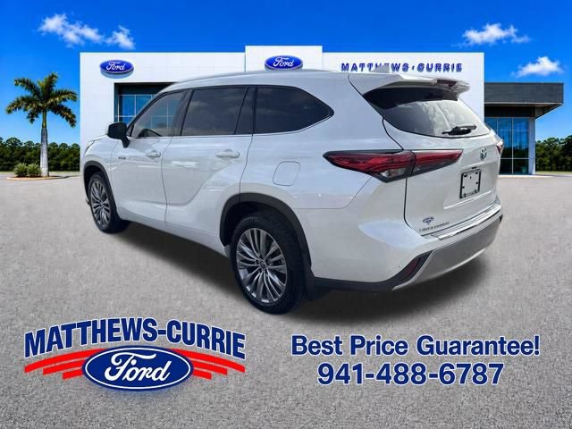 Used 2021 Toyota Highlander Platinum FWD image 6