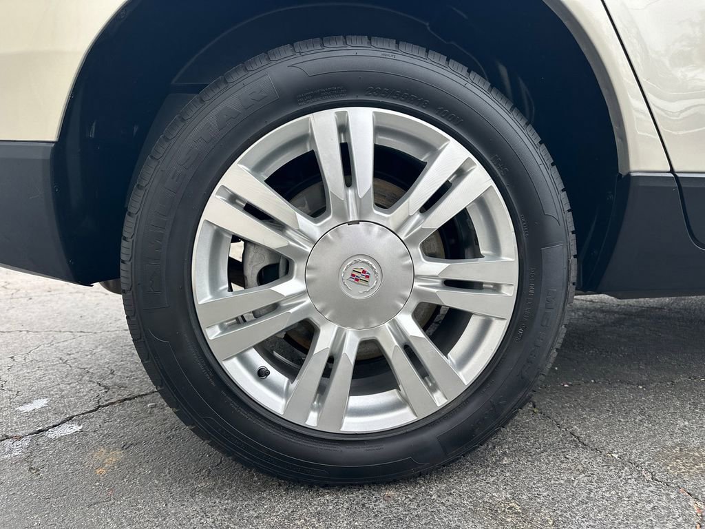 Used 2013 Cadillac SRX Luxury w/ Driver Awareness Package image 17