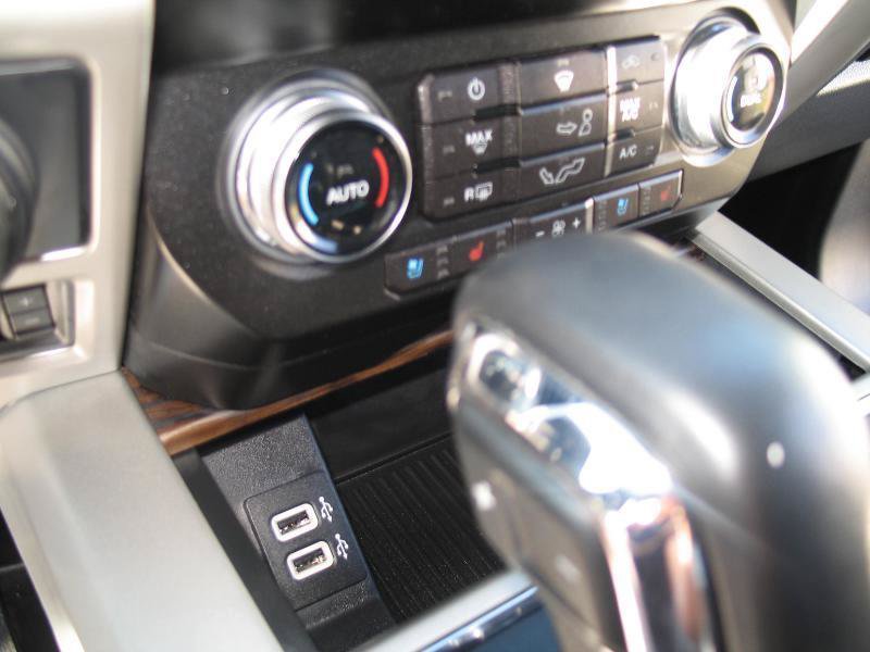 Used 2019 Ford F150 Lariat w/ Equipment Group 502A Luxury AWD/4WD image 42