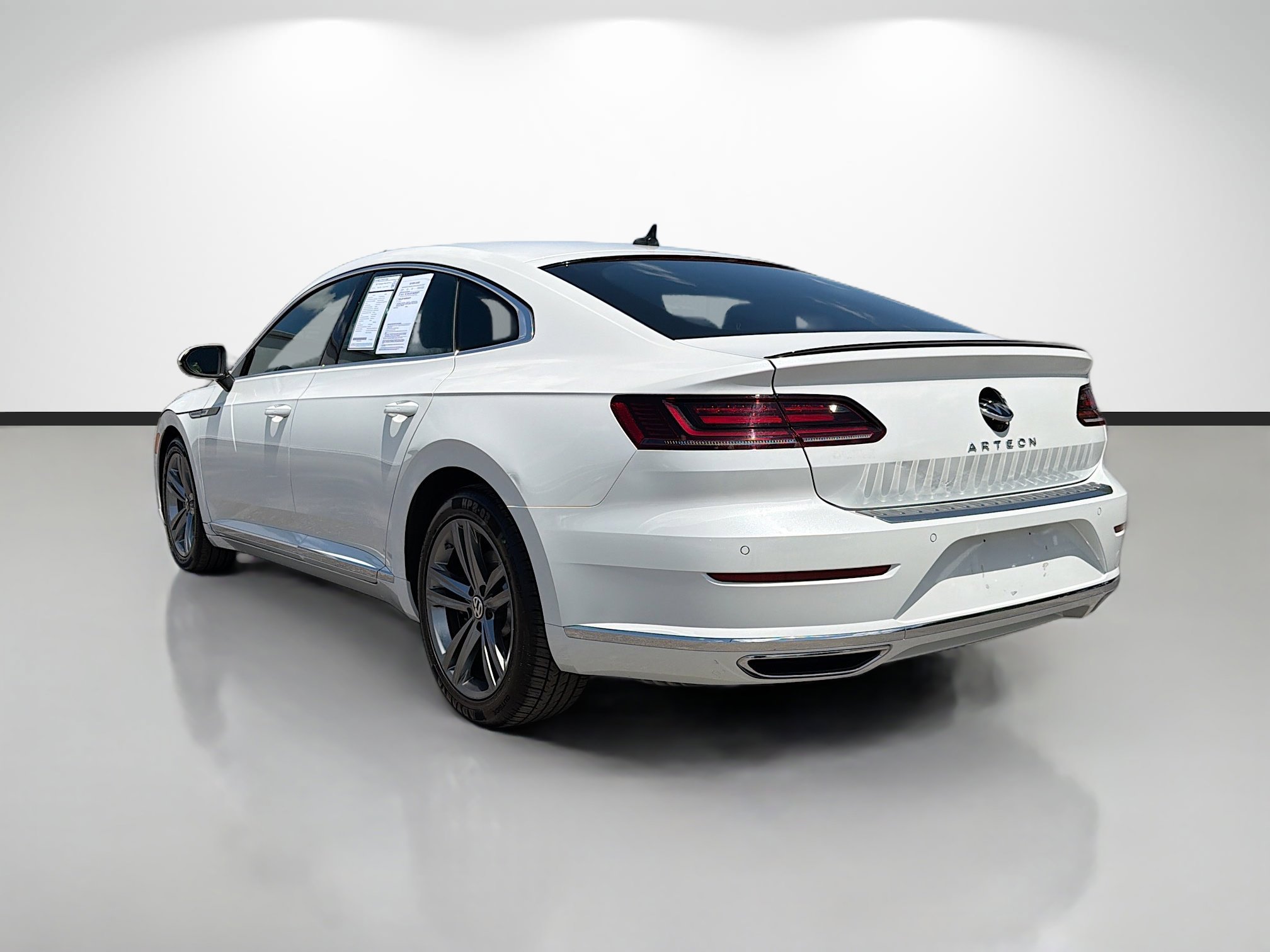 Used 2022 Volkswagen Arteon SE FWD image 5
