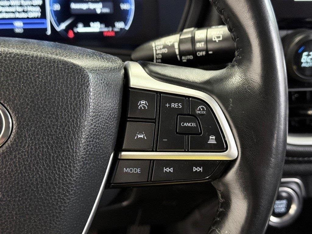 Used 2024 Toyota Grand Highlander Limited image 37
