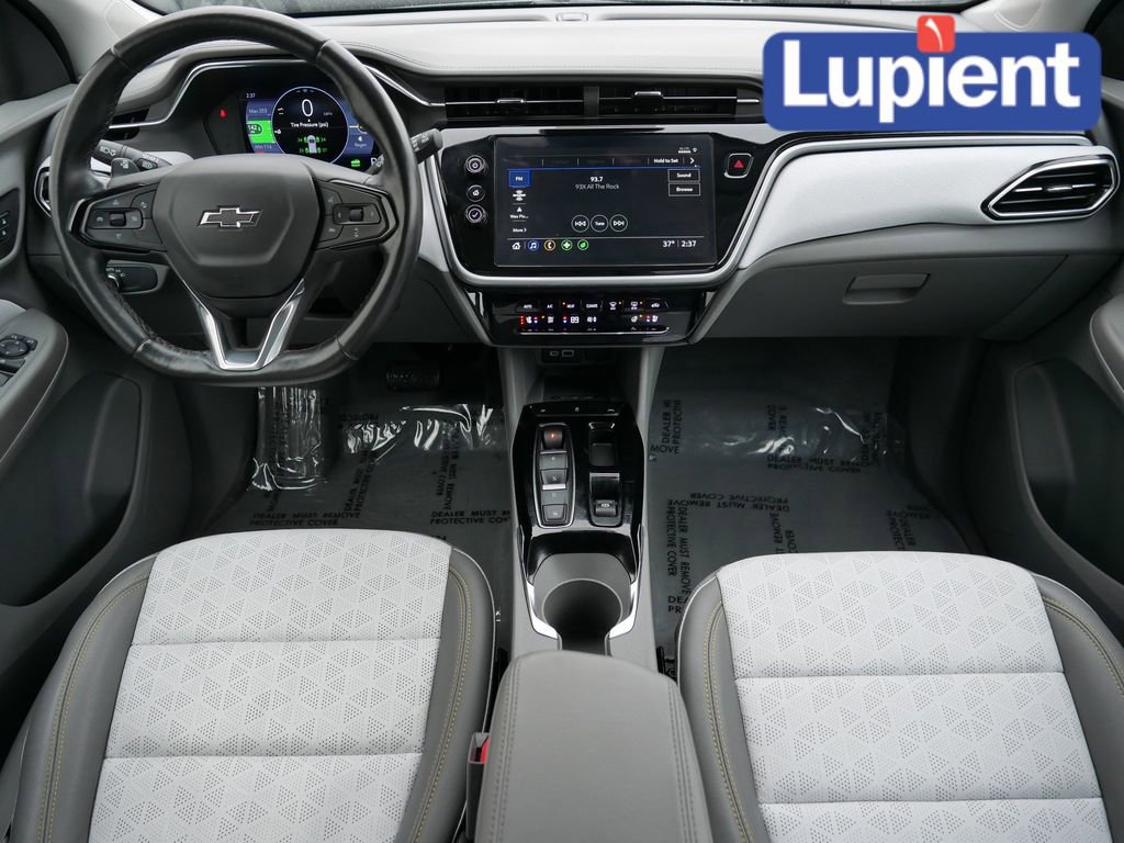 Used 2023 Chevrolet Bolt EUV Premier image 17