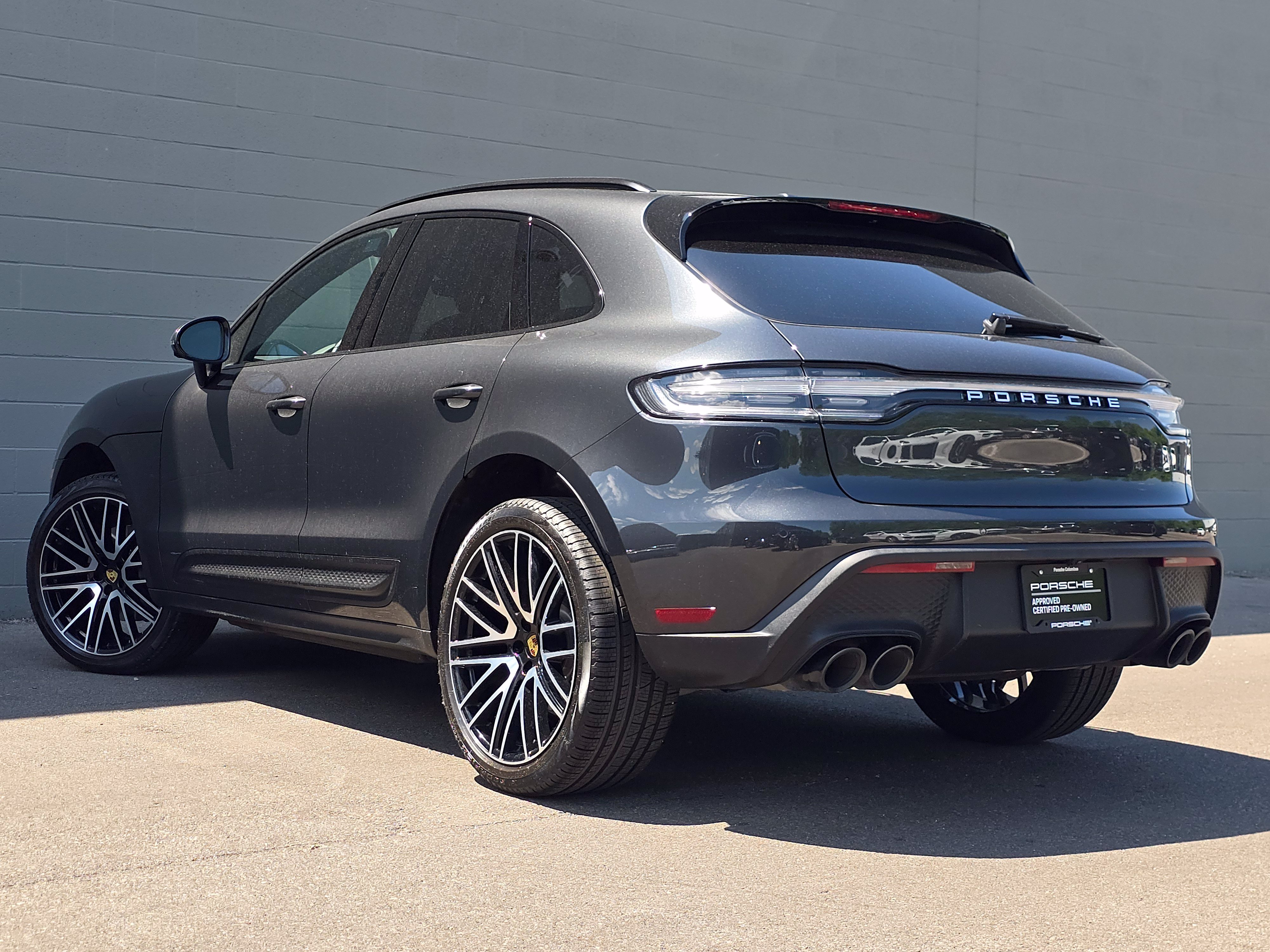 Certified 2026 Porsche Macan AWD/4WD image 3