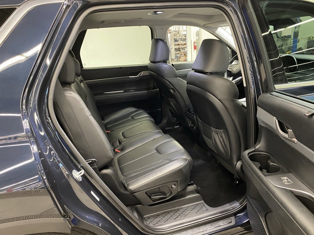 Used 2022 Hyundai Palisade SEL w/ 8P Bench Seat Package image 15