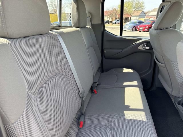 Used 2019 Nissan Frontier SV image 21