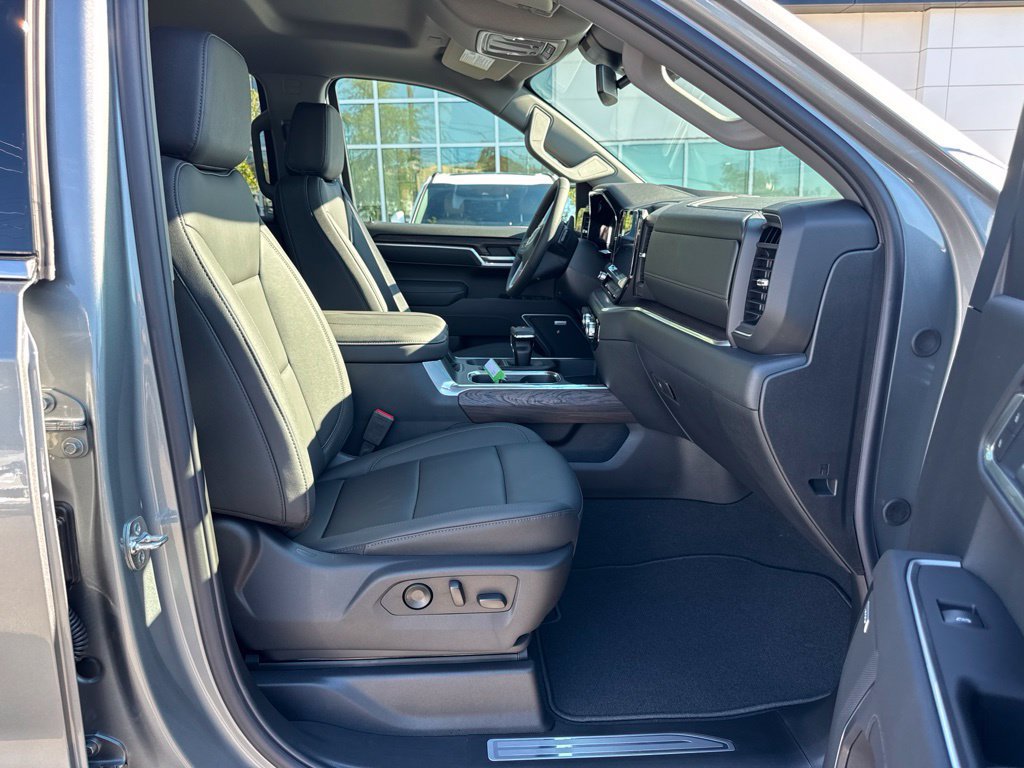 New 2026 GMC Sierra 1500 SLT w/ SLT Convenience Package AWD/4WD image 18