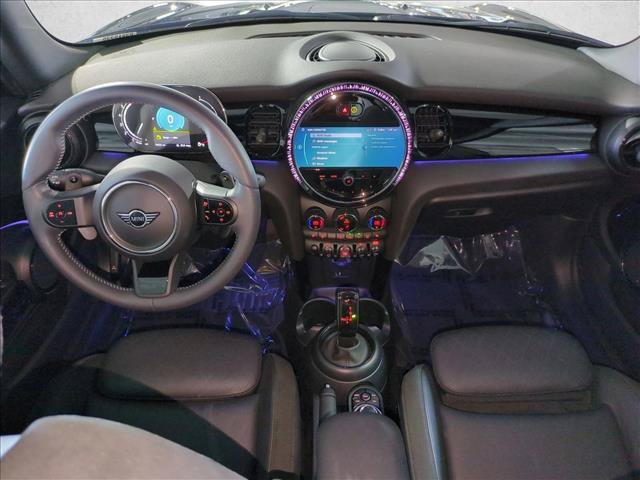 Used 2024 MINI Cooper S w/ Signature Upholstery Package FWD image 17