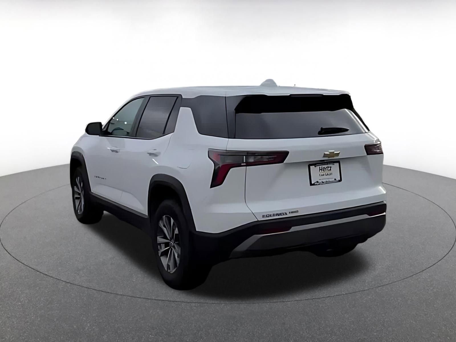 Used 2025 Chevrolet Equinox LT image 10