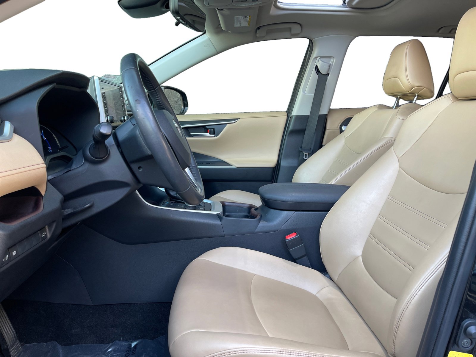 Used 2021 Toyota RAV4 Limited image 9