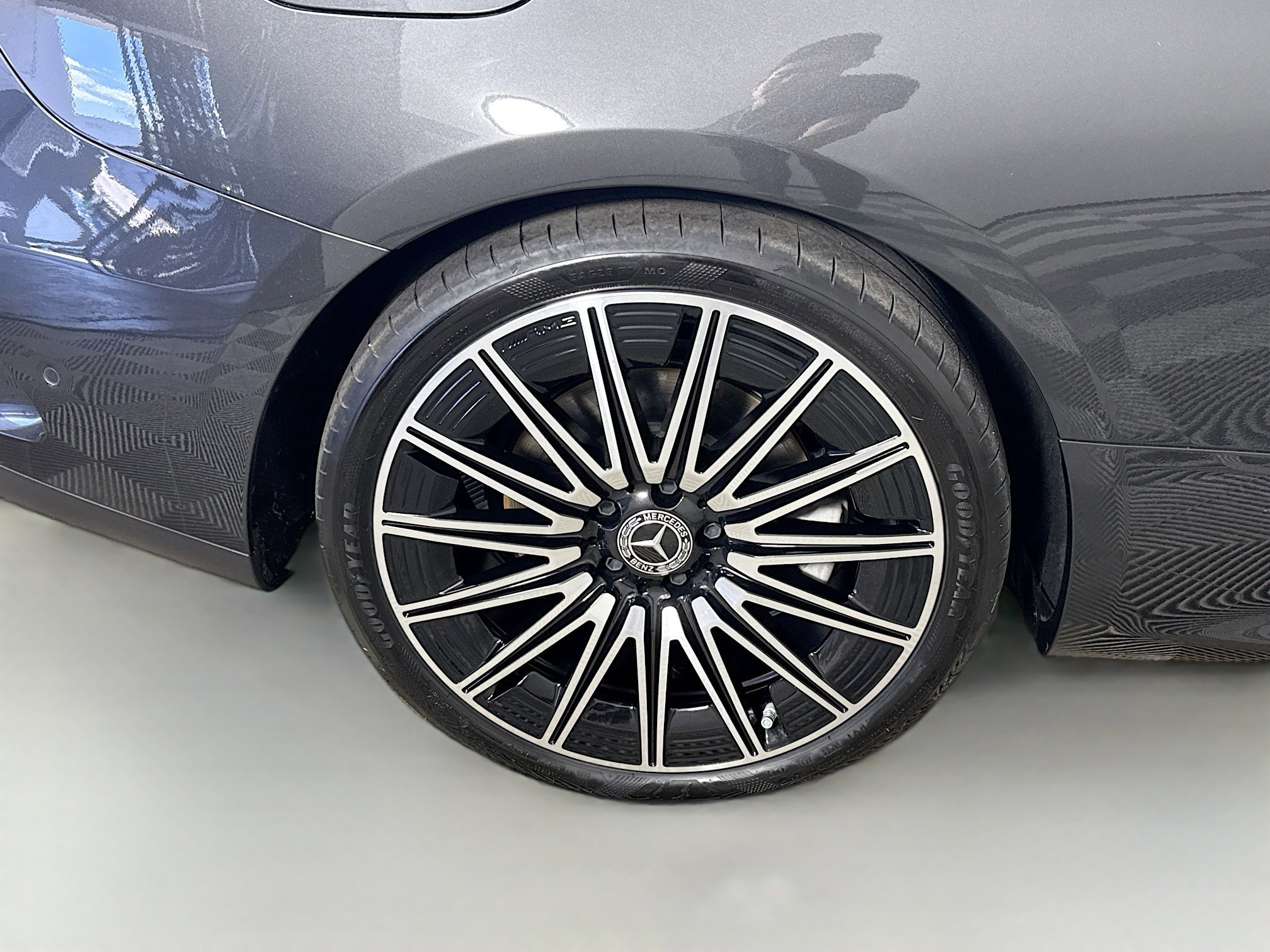 Used 2024 Mercedes-Benz CLE 450 4MATIC Coupe w/ Driver Assistance Package image 31