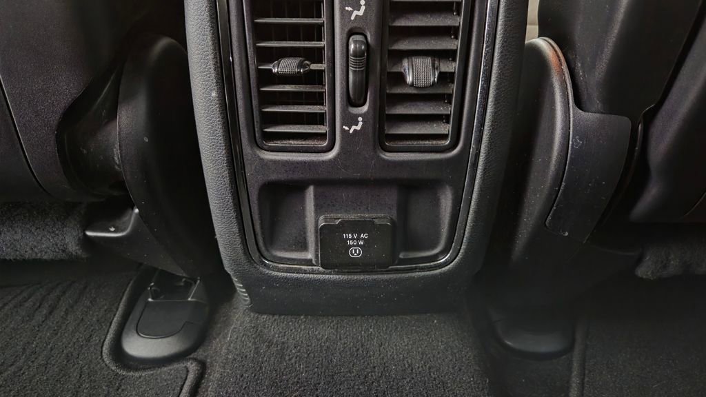 Used 2020 Jeep Grand Cherokee Laredo AWD/4WD image 33