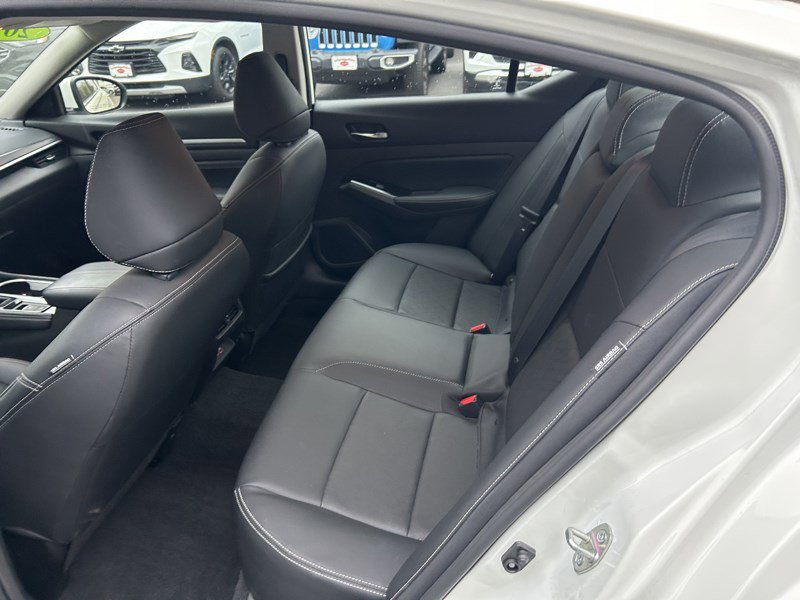 Used 2023 Nissan Altima 2.5 SL AWD/4WD image 12