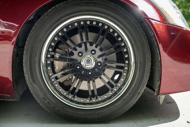 Used 2006 Cadillac XLR RWD image 74