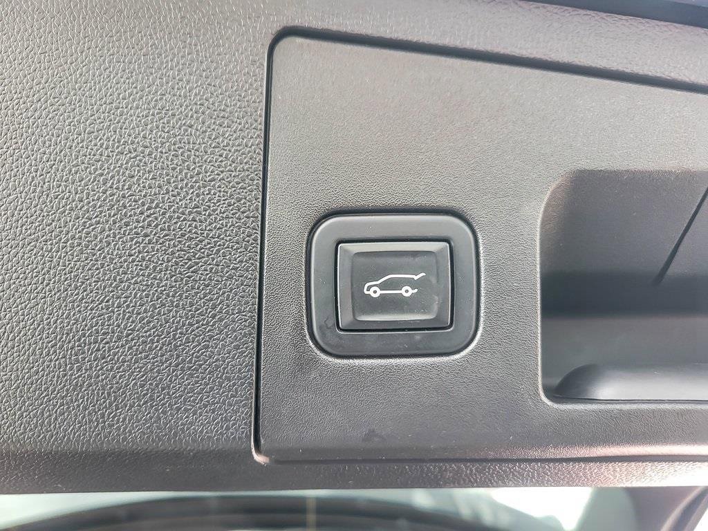 Used 2020 Cadillac XT4 Premium Luxury image 20