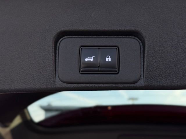 Used 2023 Nissan Rogue Platinum w/ Platinum Premium Package image 11