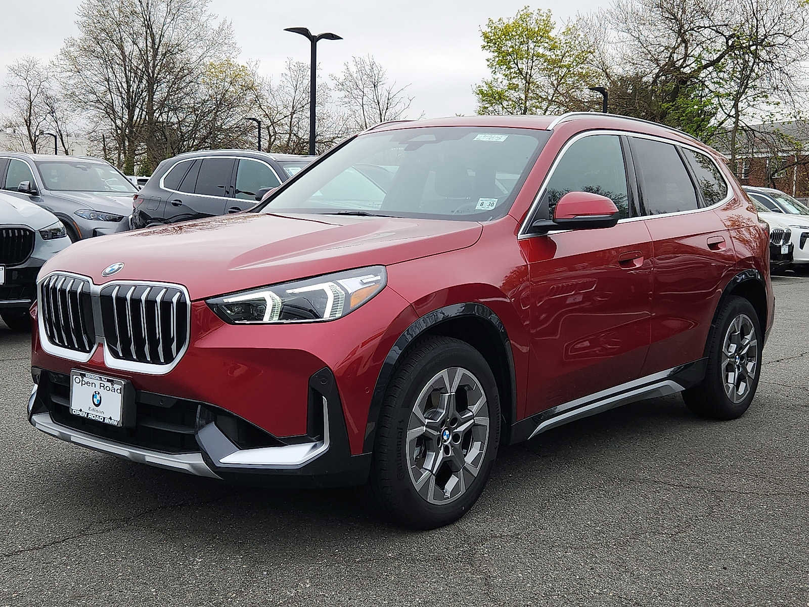 Used 2026 BMW X1 xDrive28i w/ Convenience Package AWD/4WD image 3