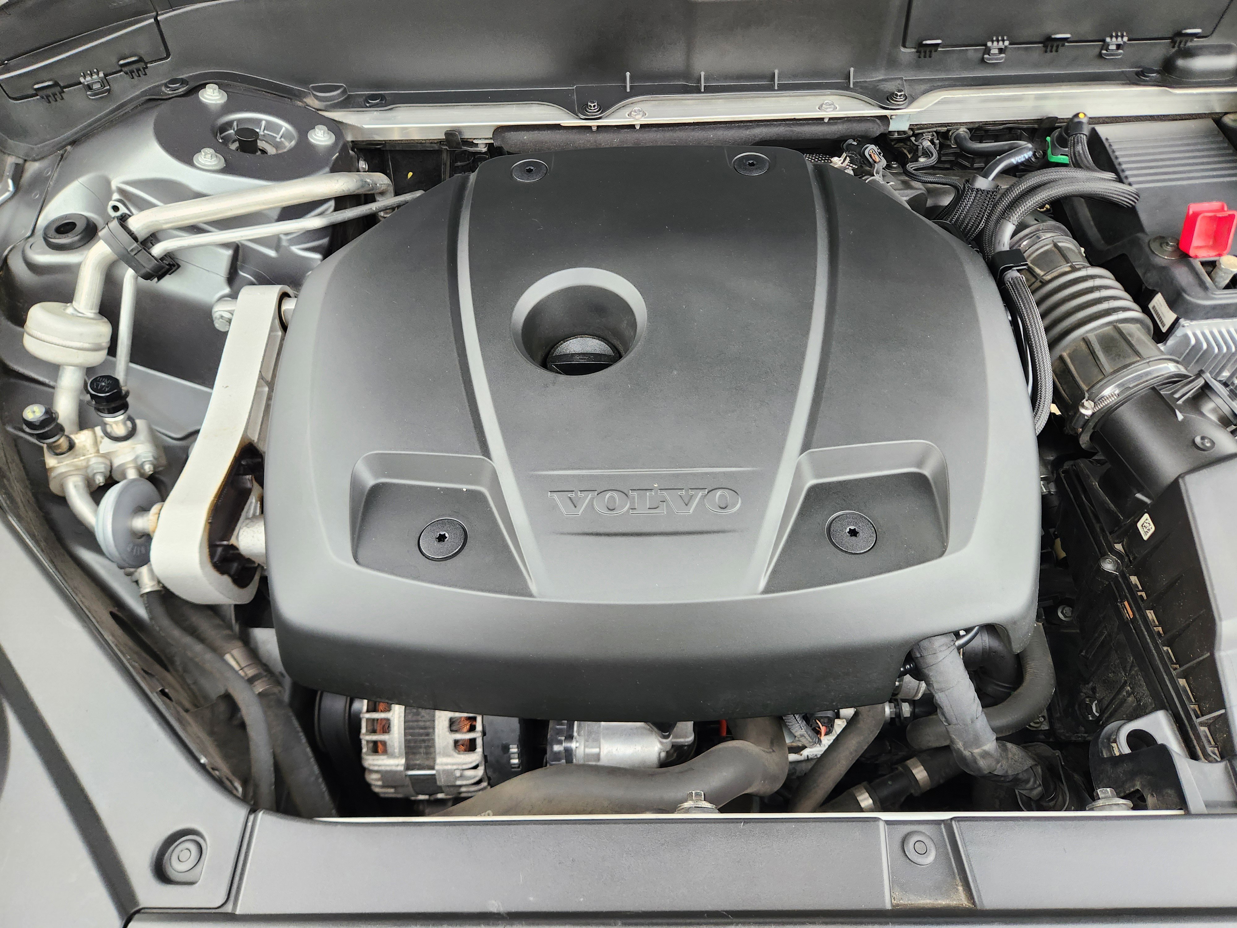 Used 2018 Volvo XC90 T6 Momentum AWD/4WD image 26