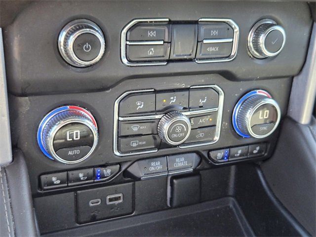 Used 2022 GMC Yukon SLT w/ SLT Luxury Package image 23