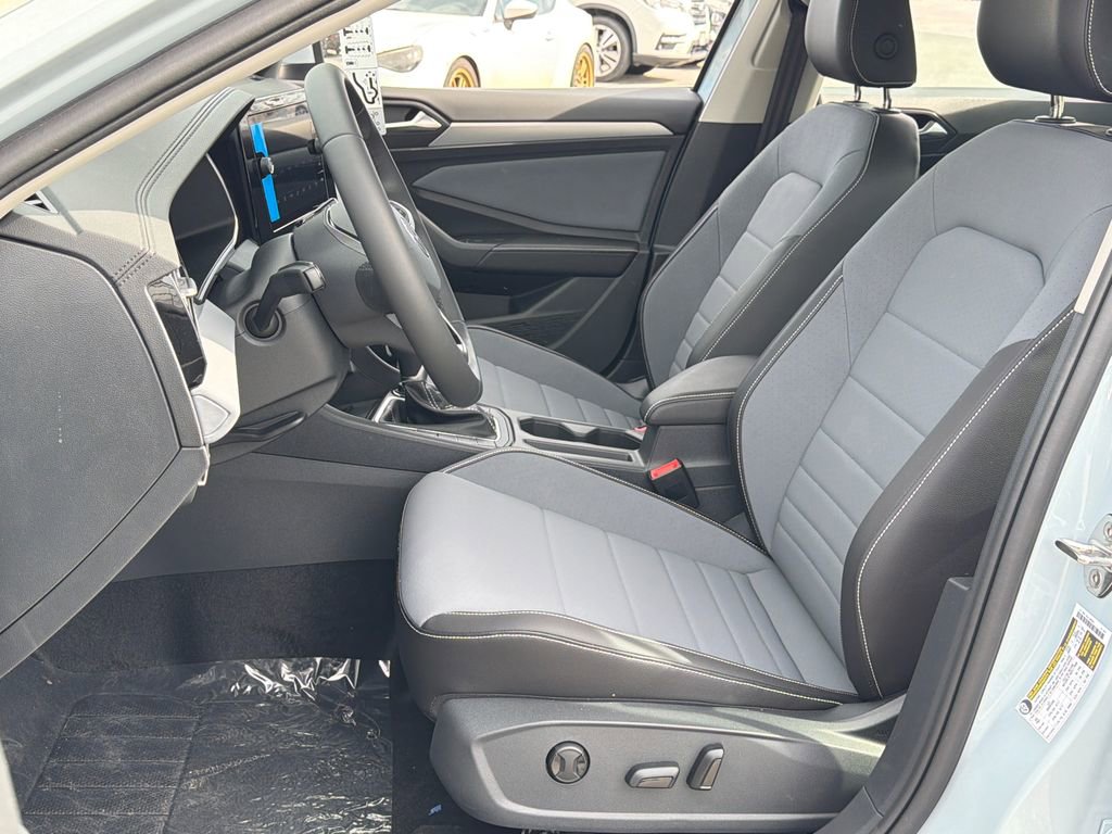 New 2026 Volkswagen Jetta SE image 21
