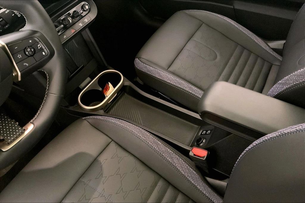 Certified 2025 MINI Cooper S image 22