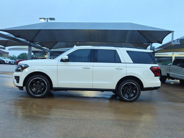 Used 2023 Ford Expedition Limited RWD image 8