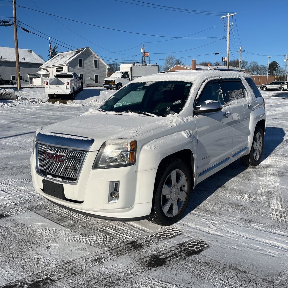 Used 2015 GMC Terrain Denali image 2