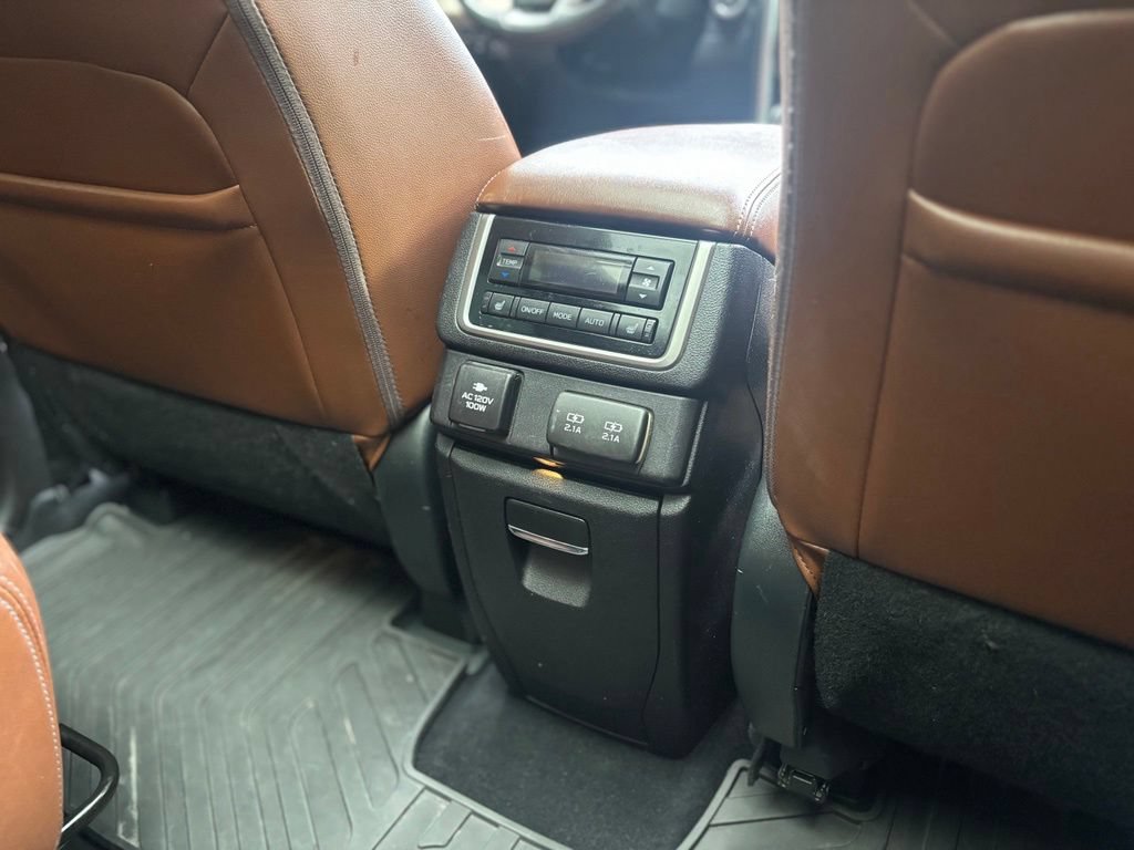 Used 2019 Subaru Ascent Touring w/ Popular Package #3 AWD/4WD image 17