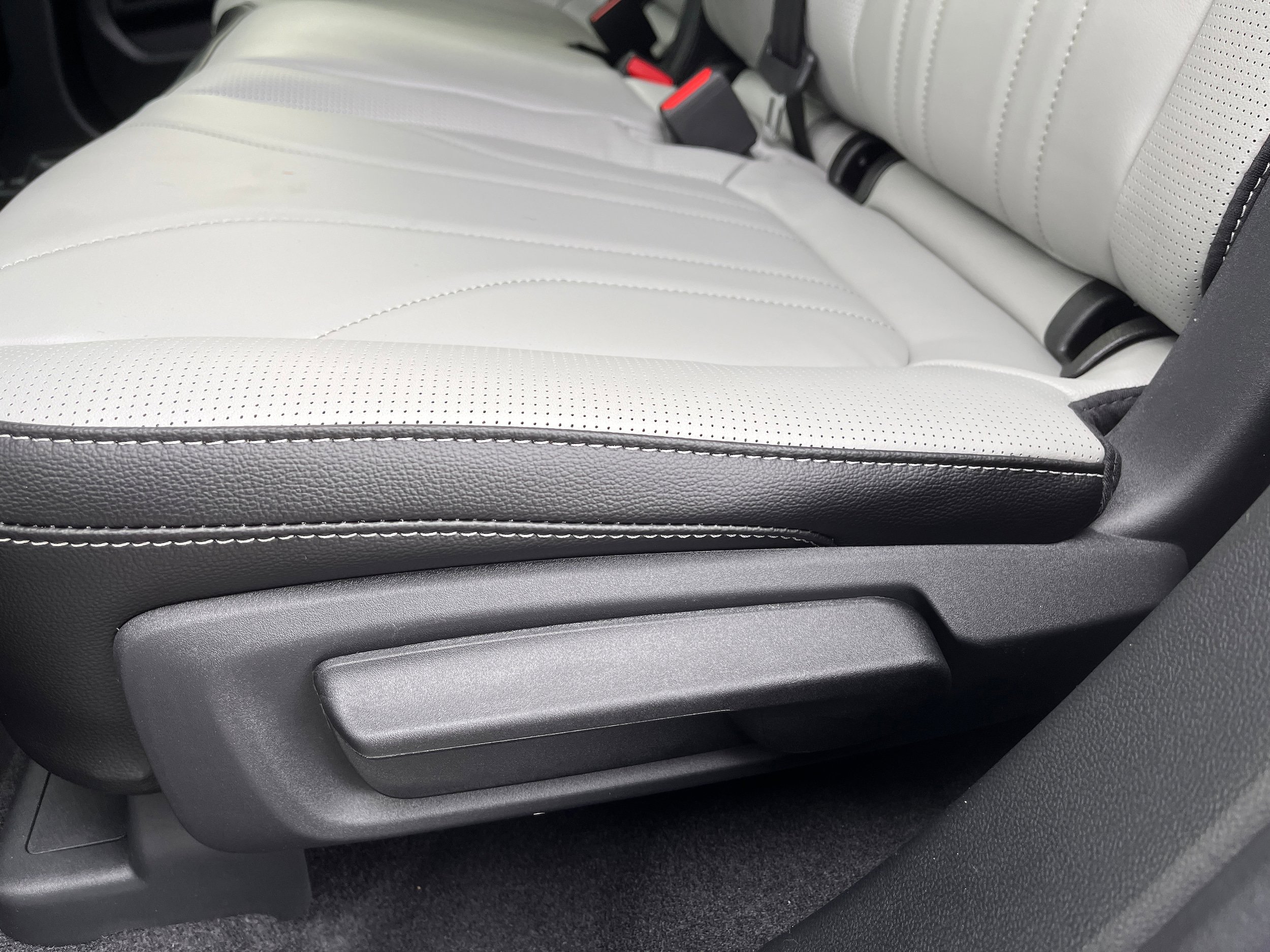 New 2026 Ford Escape Platinum w/ Premium Technology Package image 21