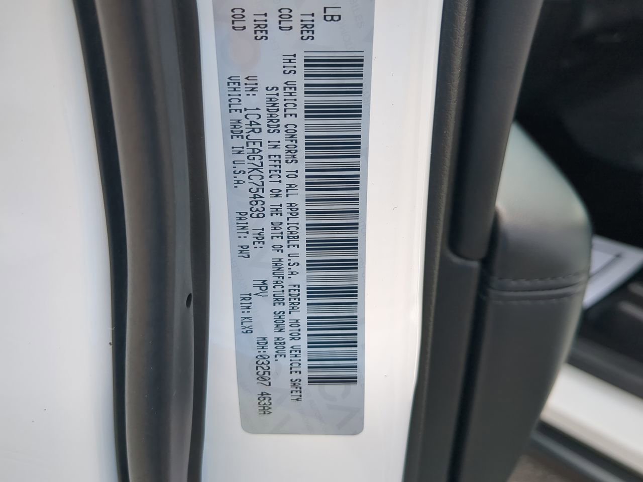 Used 2019 Jeep Grand Cherokee Laredo w/ Laredo X Package image 28