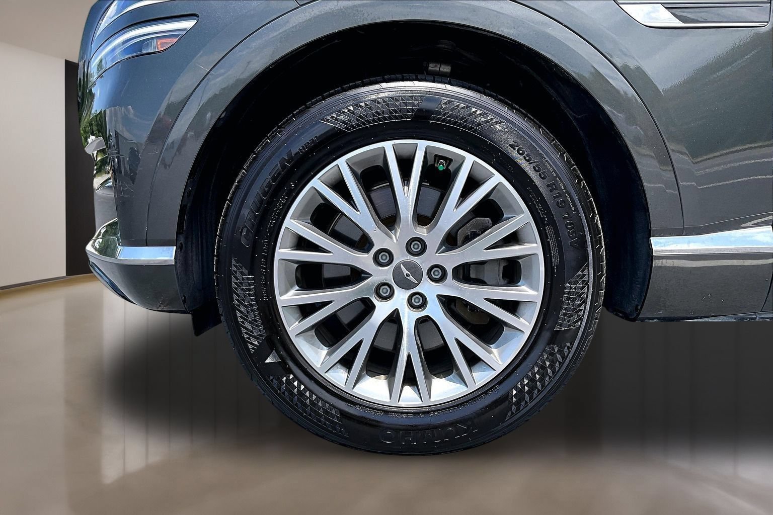 Used 2024 Genesis GV80 2.5T AWD/4WD image 35