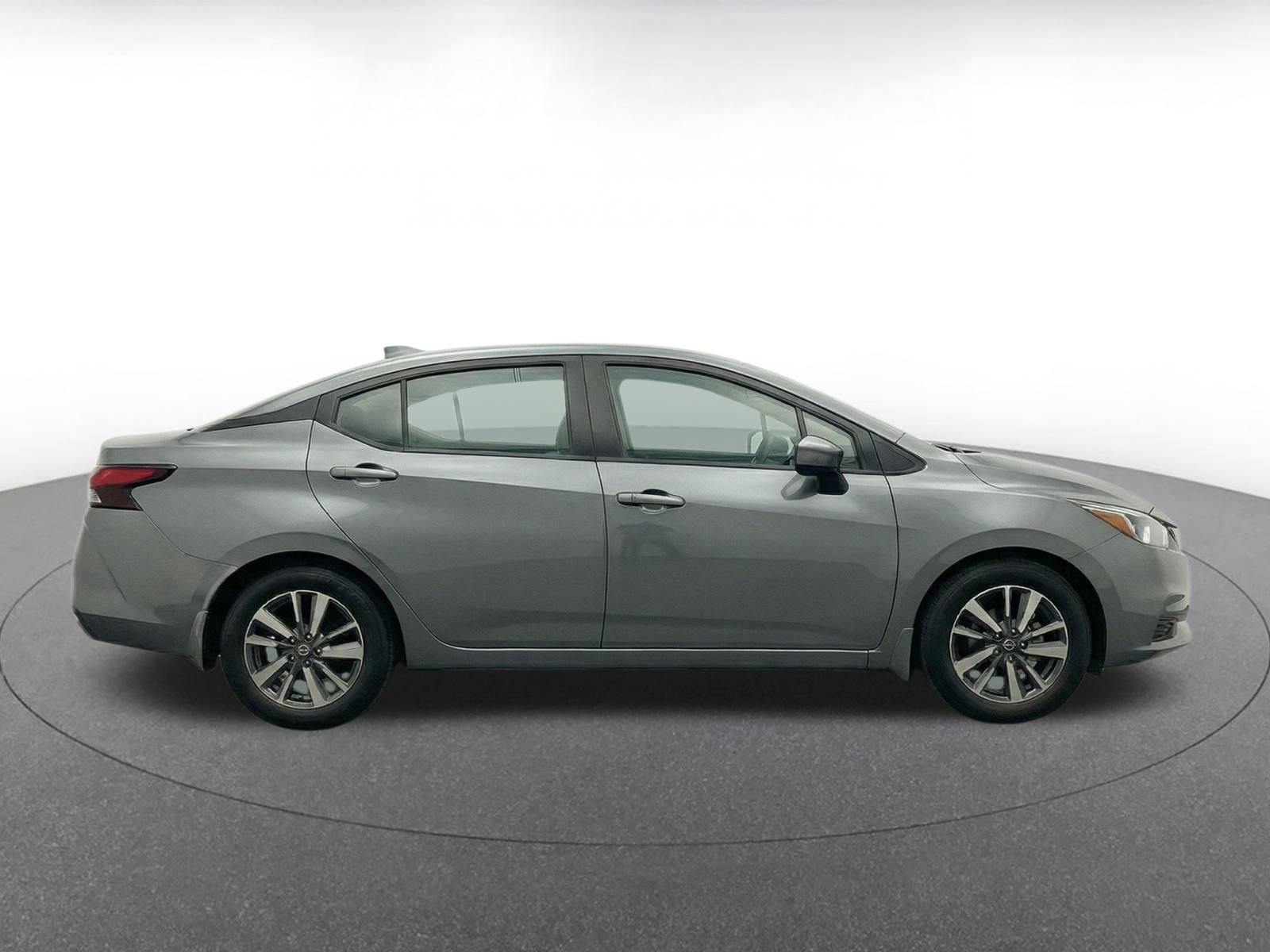 Used 2025 Nissan Versa SV FWD image 13