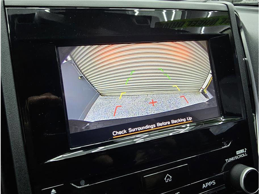 Used 2019 Subaru Crosstrek 2.0i Premium image 24