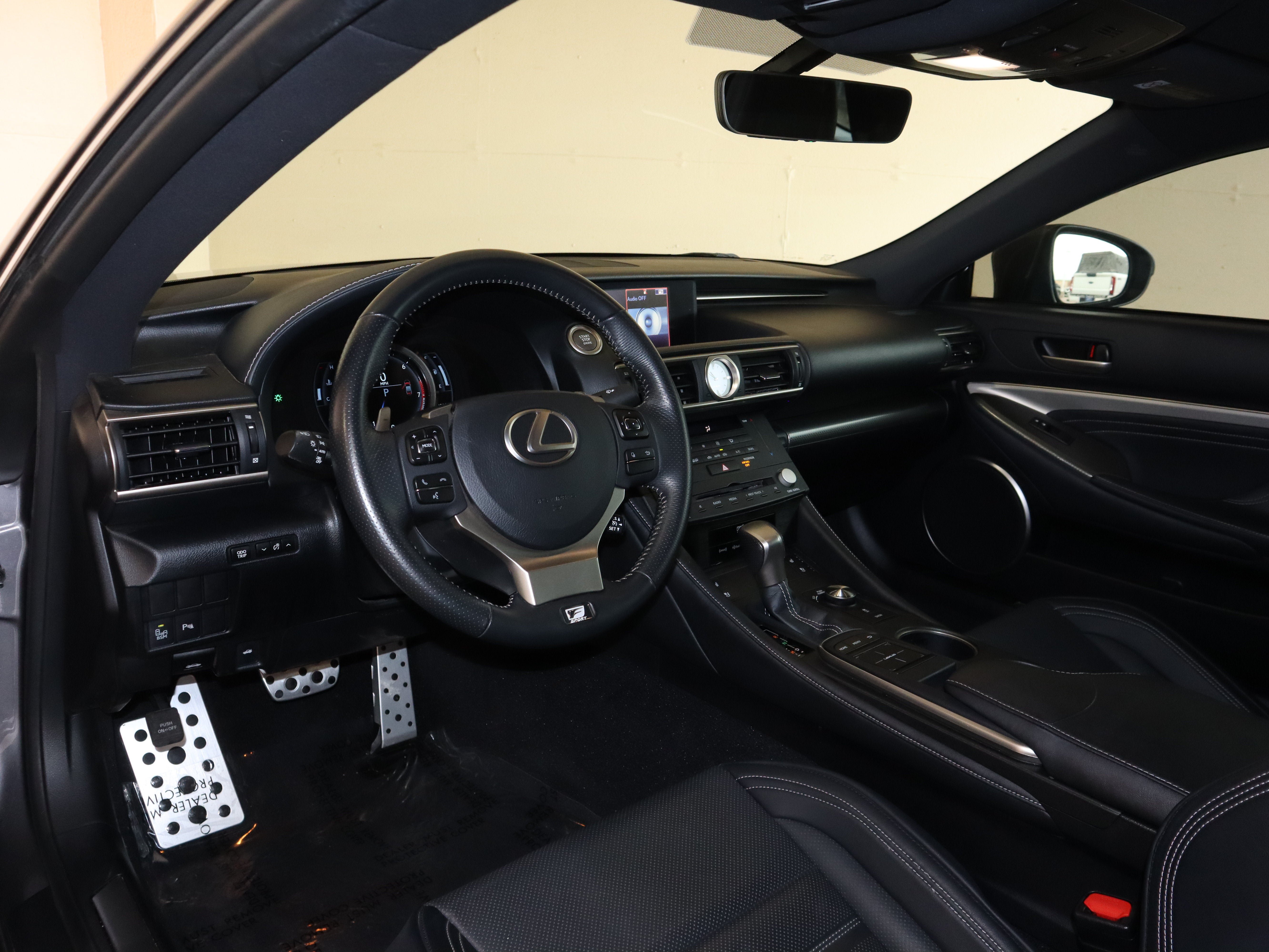 Used 2015 Lexus RC 350 w/ F Sport w/Summer Tires RWD image 21
