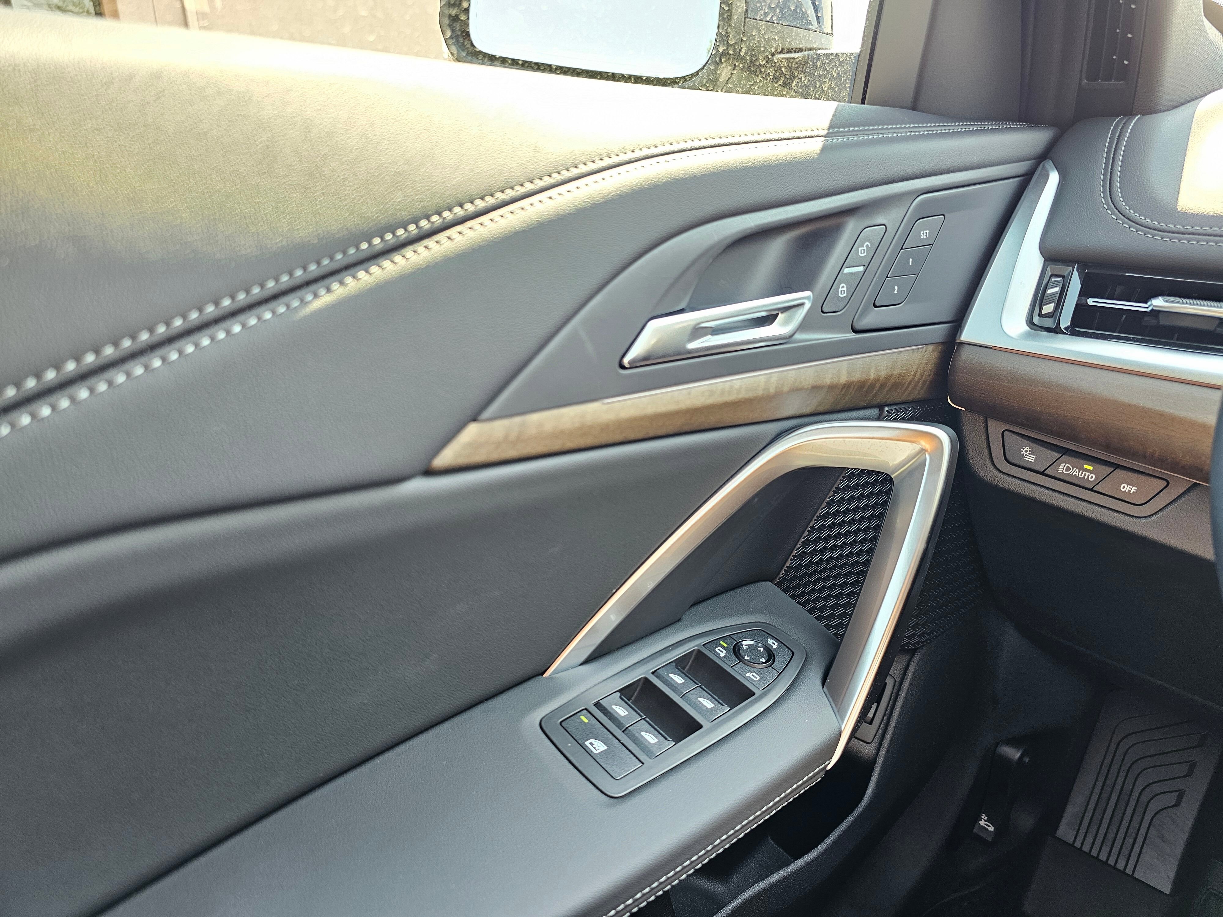 New 2025 BMW X1 xDrive28i w/ Technology Package image 28