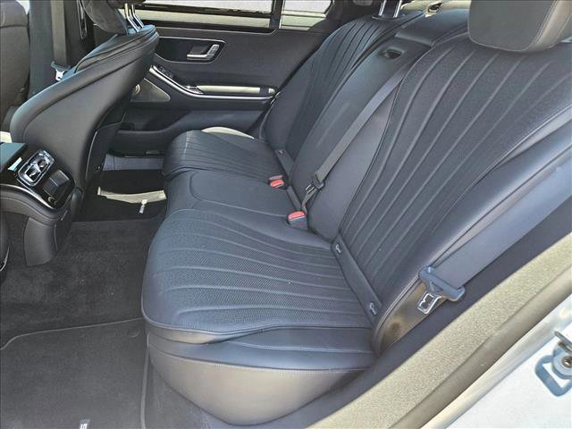 Used 2022 Mercedes-Benz S 500 4MATIC image 13