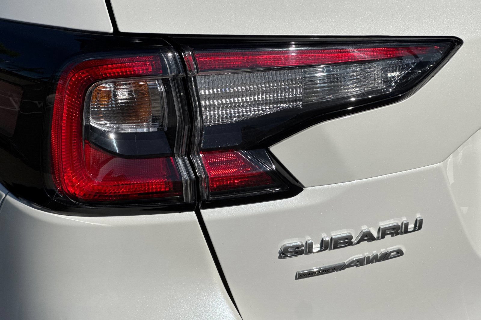 Certified 2025 Subaru Outback Premium AWD/4WD image 31