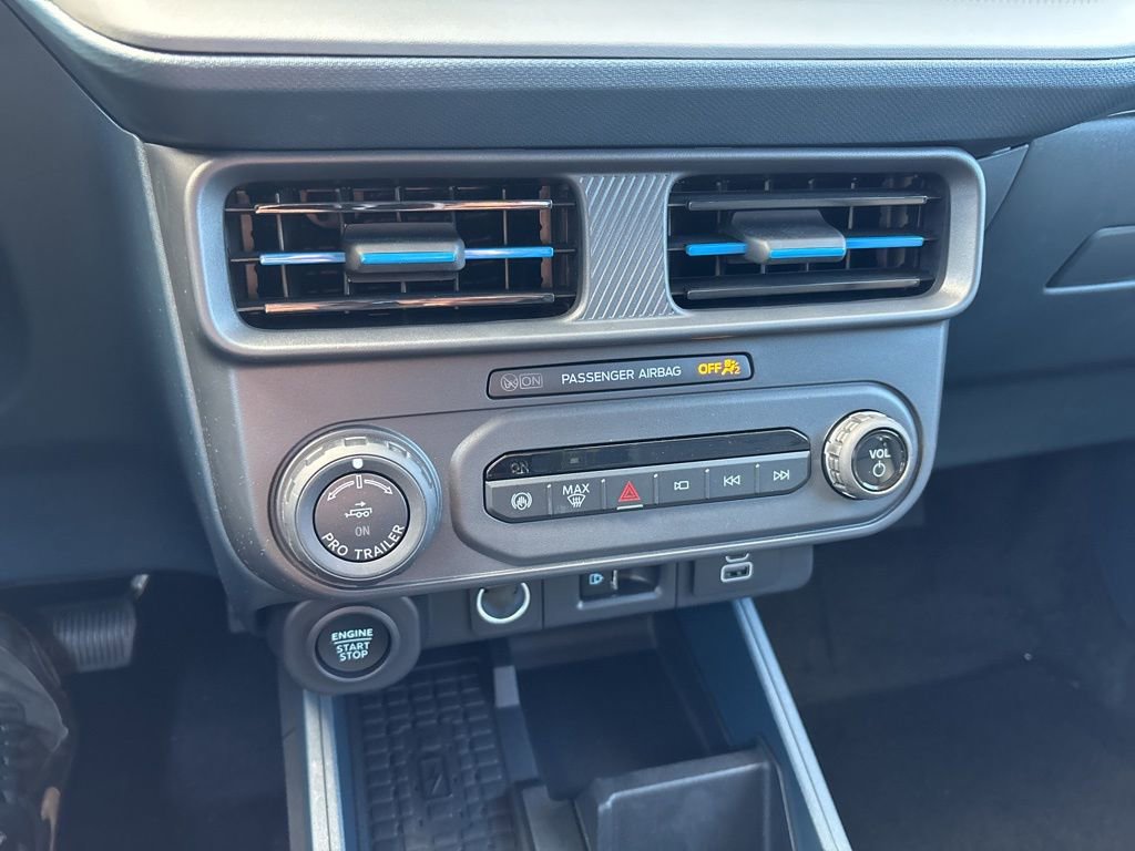 New 2025 Ford Maverick Lobo image 17