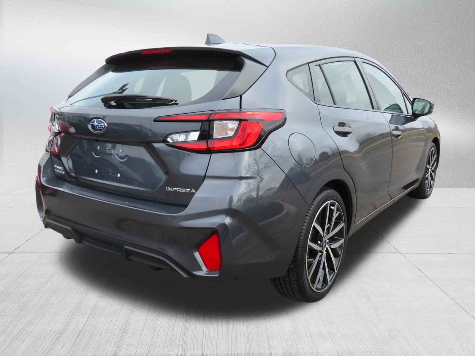 Used 2024 Subaru Impreza 2.0i Sport image 7