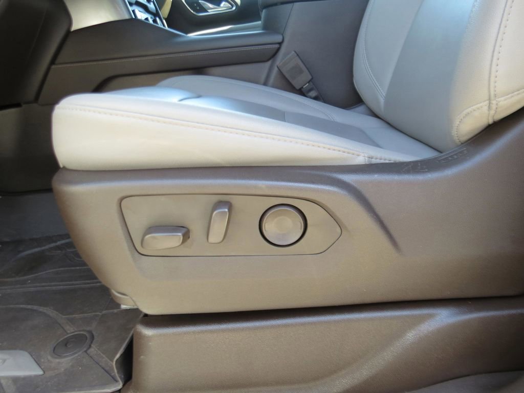 Certified 2023 Chevrolet Tahoe Z71 w/ Luxury Package AWD/4WD image 25