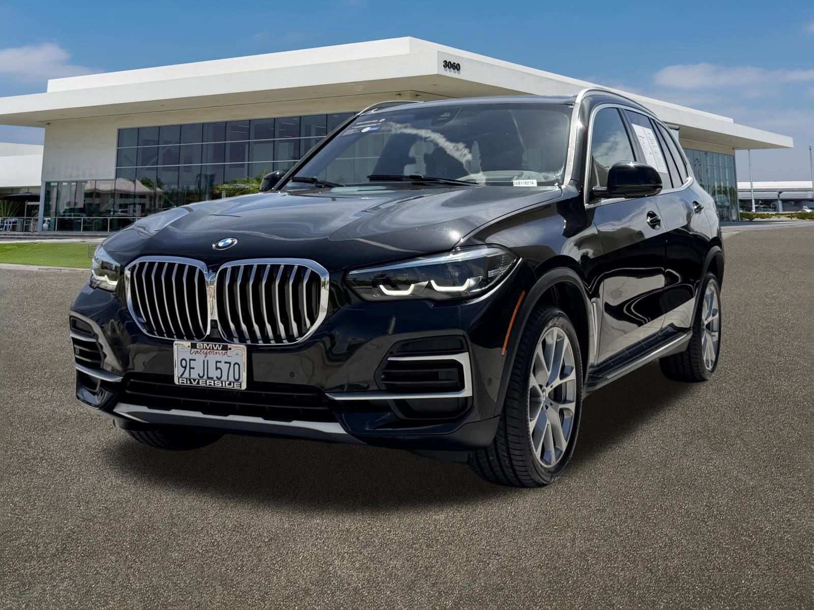 Certified 2023 BMW X5 sDrive40i w/ Premium Package RWD image 4