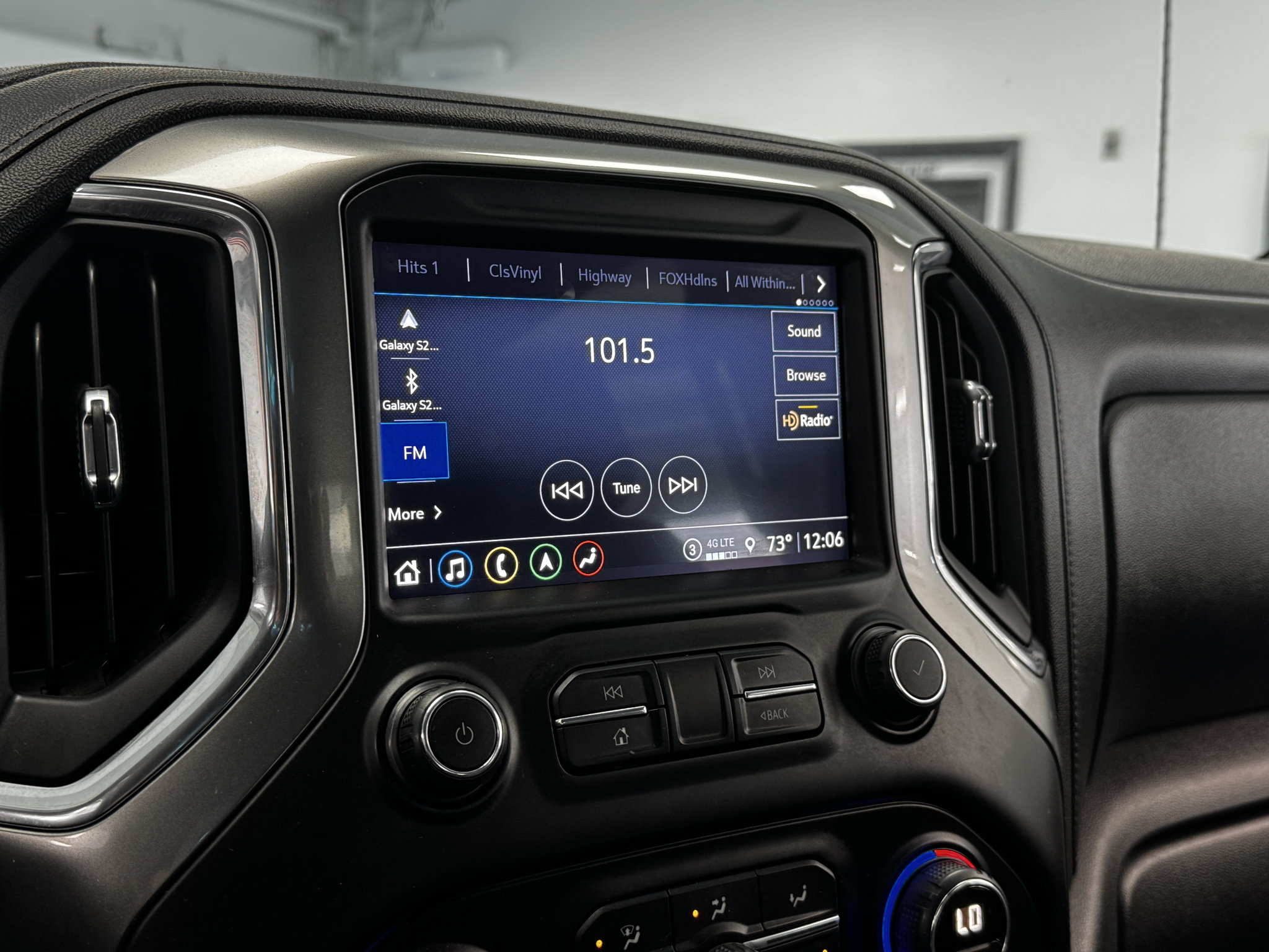 Used 2019 Chevrolet Silverado 1500 LT w/ All-Star Edition AWD/4WD image 19