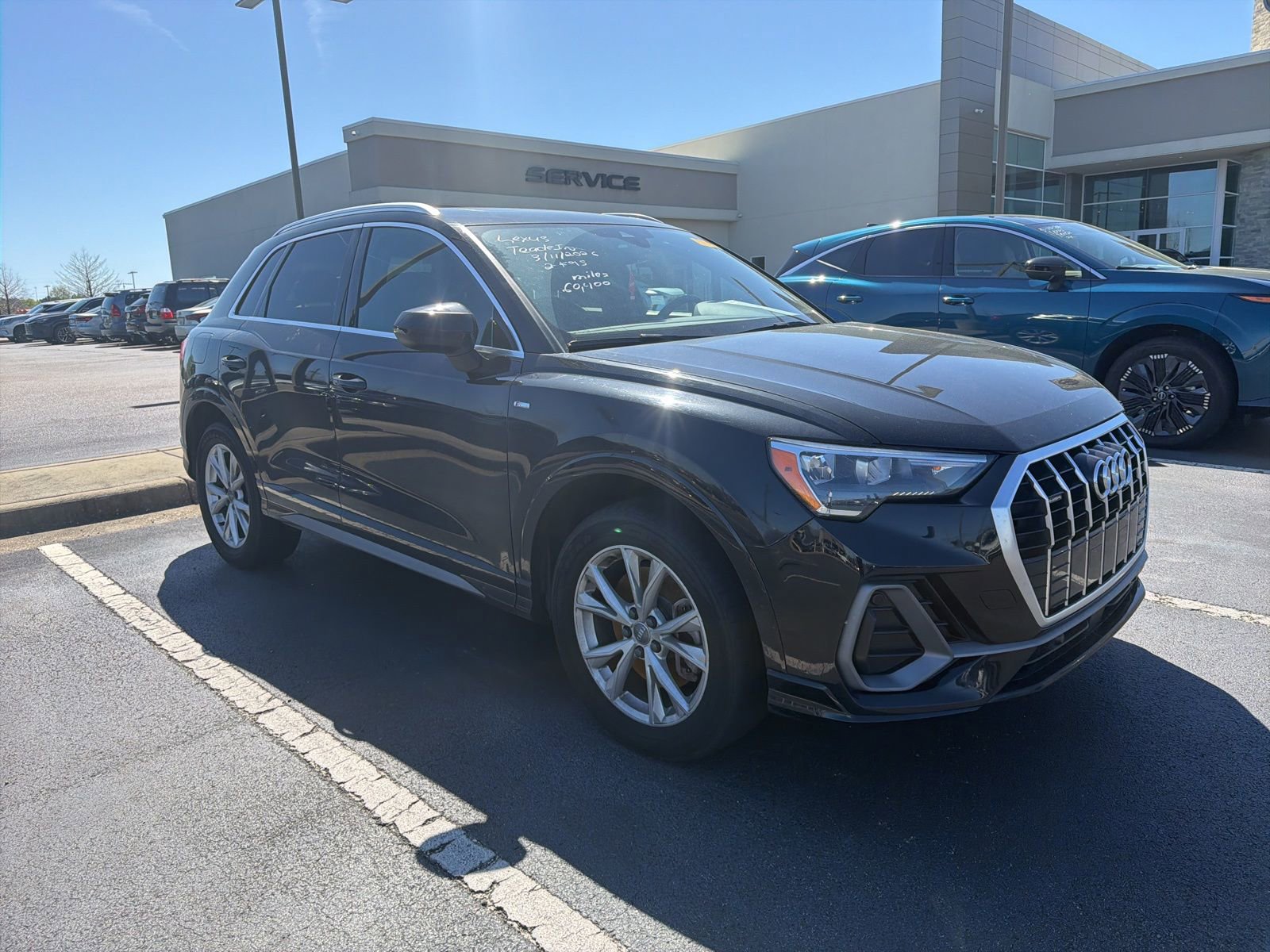 Used 2021 Audi Q3 2.0T Premium image 3