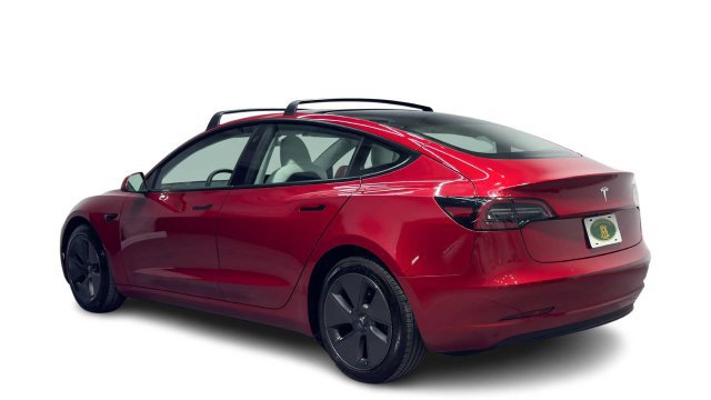 Used 2023 Tesla Model 3 Standard Range RWD image 4