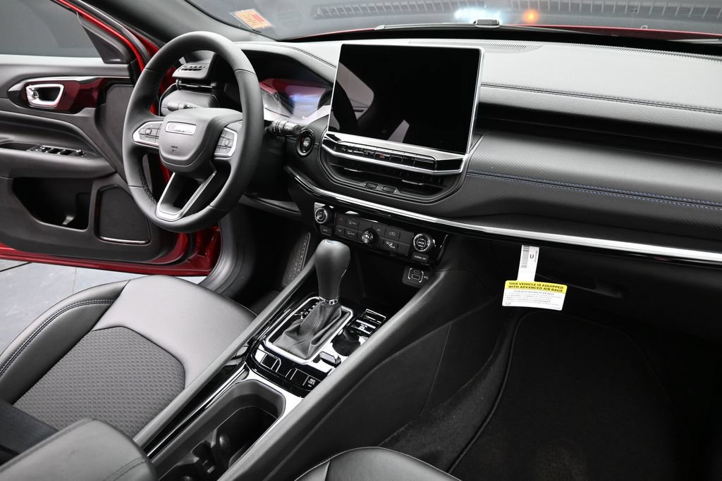 New 2026 Jeep Compass Latitude AWD/4WD image 23