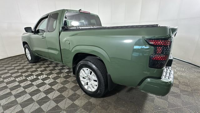 Used 2022 Nissan Frontier SV RWD image 5